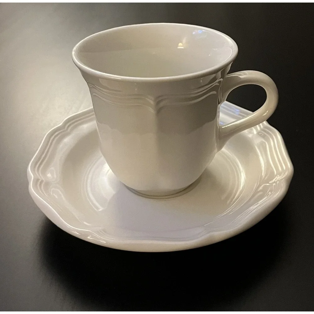 Set Of 4 Mikasa FRENCH COUNTRYSIDE F9000 Coffee/ Tea Mugs & Saucers Excellent - Picture 2 of 12